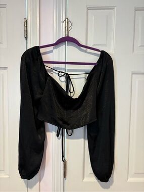 Le Lis Black Cropped Tie-Back Blouse with Billowy Sleeves